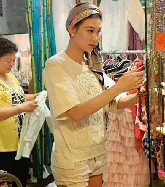 艾莉年轻时候照片,36岁艾莉现状