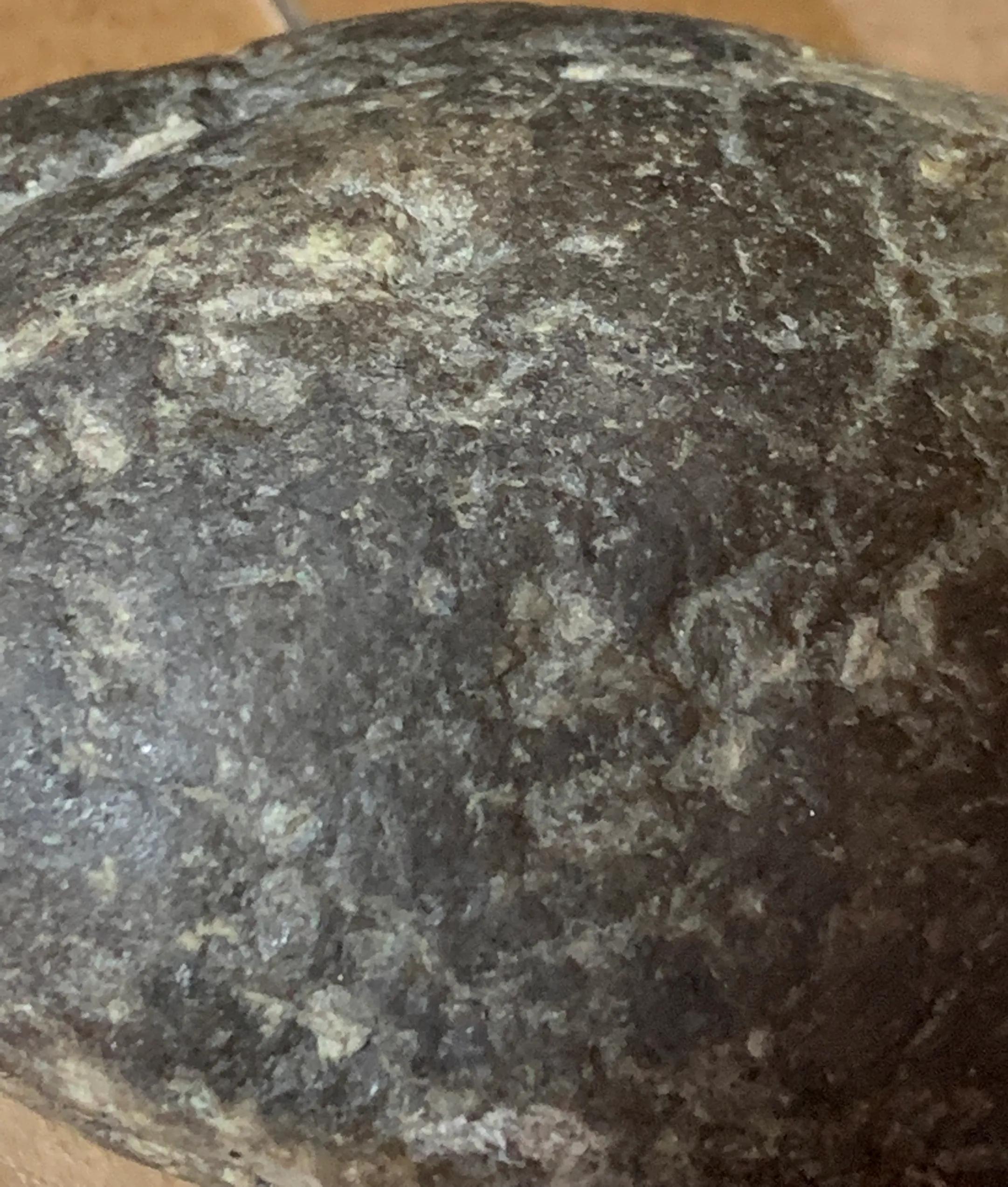 石陨石的熔壳气印特征,石陨石熔融层物理特征