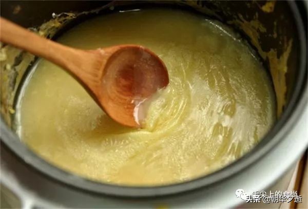 熬小米粥加碱的正确方法,熬小米粥千万要放小苏打