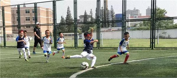 椋炴壃瓒崇悆鐩存挱,椋炴壃瓒崇悆璁粌鍩哄湴