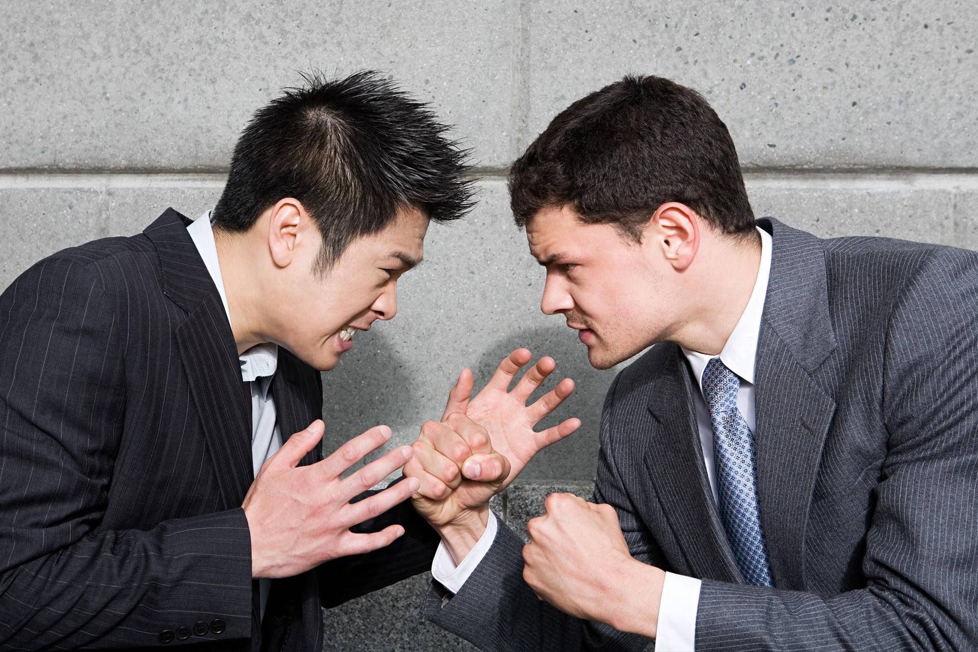 处理职场人际关系守则简短,如何对待职场中的人际关系