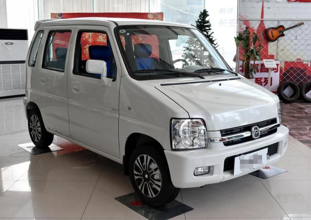 铃木北斗星1.4尺寸落地价,铃木北斗星1.99万