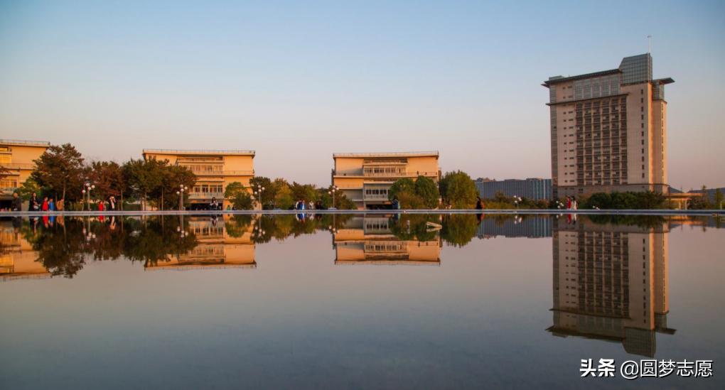 南京财经大学比南京审计大学好吗,南京财经大学和江苏师范哪个好