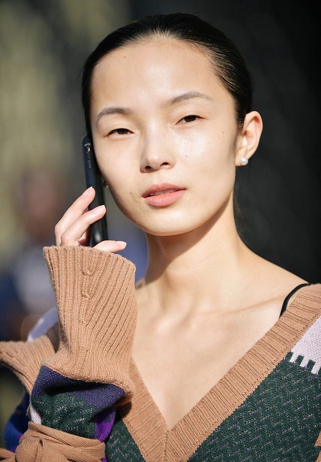 四大国模现状让人唏嘘，只剩雎晓雯后来者居上，时装周连走三场秀