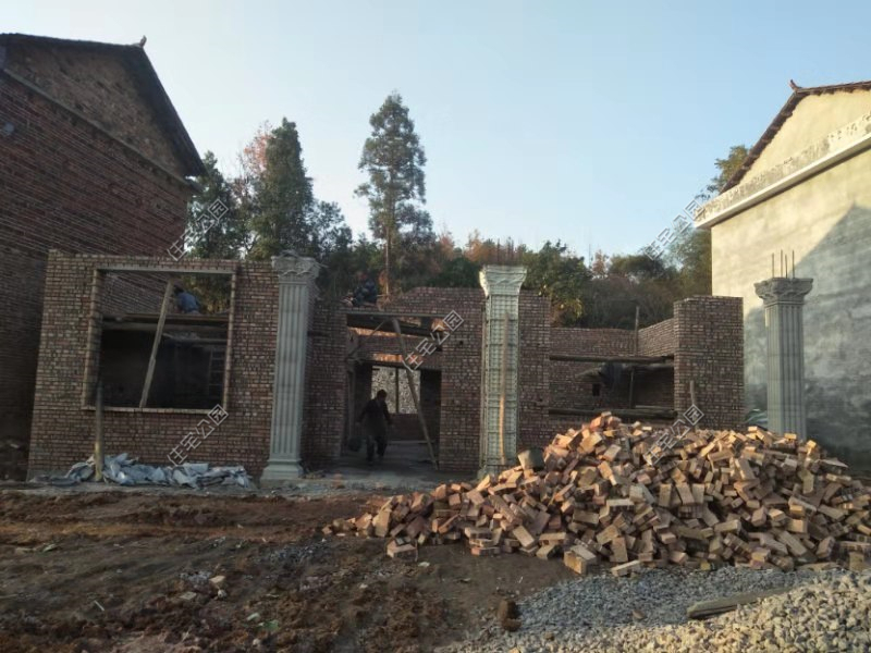 把房子交给农村堂弟，17万盖两层，建成村里头一栋别墅