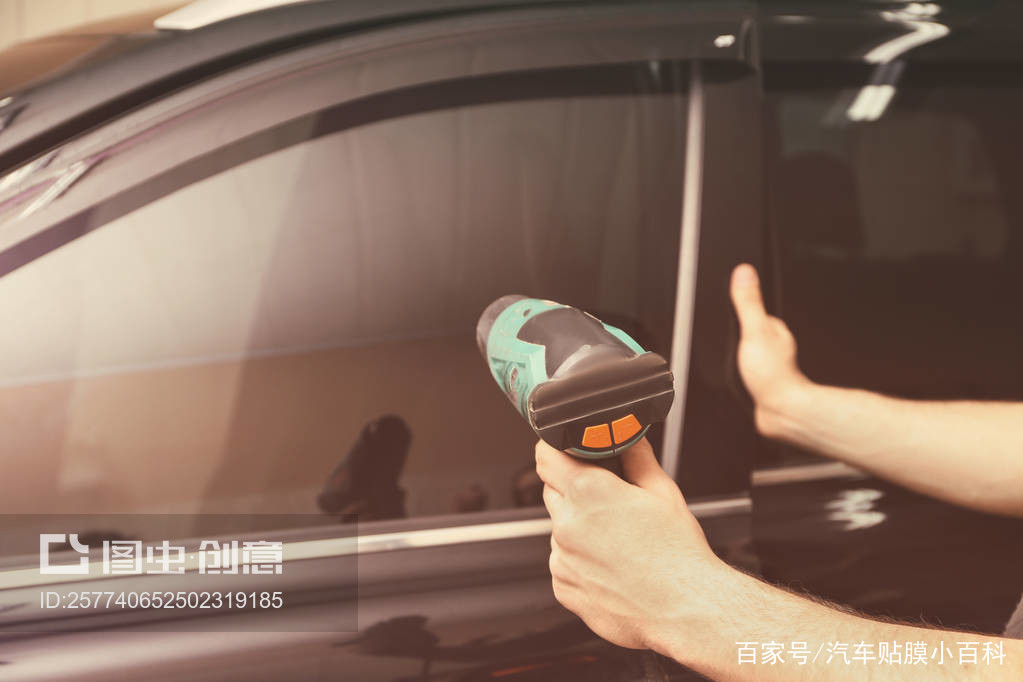 汽车贴膜不小心开窗了出现泡泡,汽车贴膜后不小心开窗了怎么办