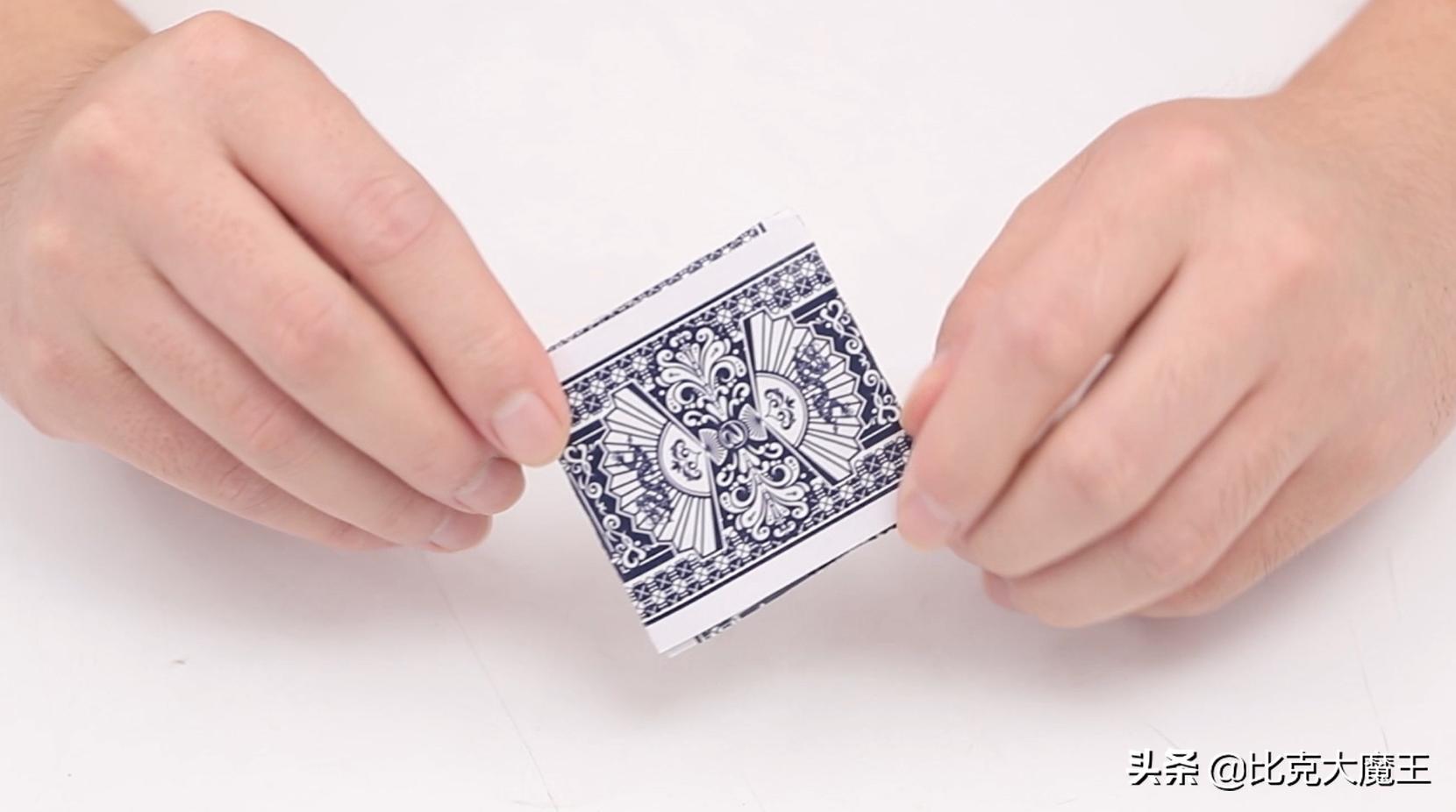 旧扑克牌别扔了，教你做解压圆球，拿到手就想玩，大人小孩都喜欢