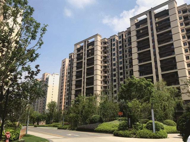 拿地过12年的楼盘,拿地超过10年的新盘