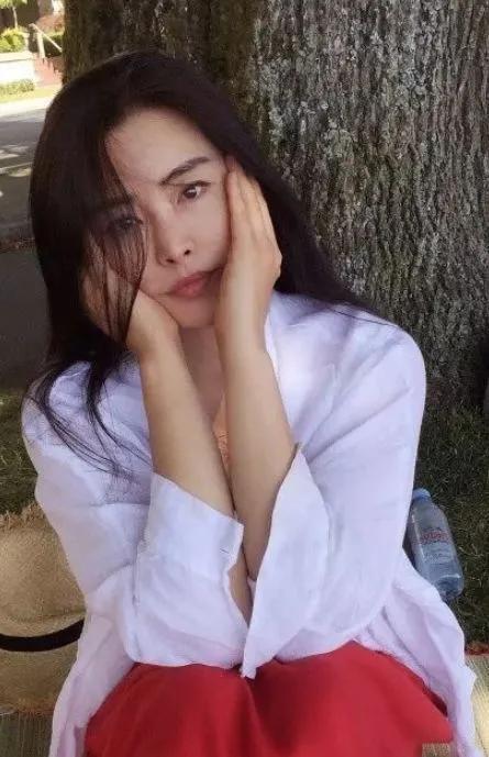 王祖贤温哥华生活,王祖贤加拿大开车购物