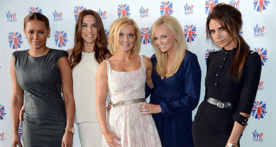 贝克汉姆晒女儿美照,贝克汉姆戴安娜