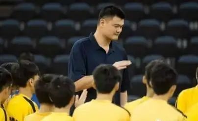 姚明对青少年体育的评价,姚明谈教育和体育分离