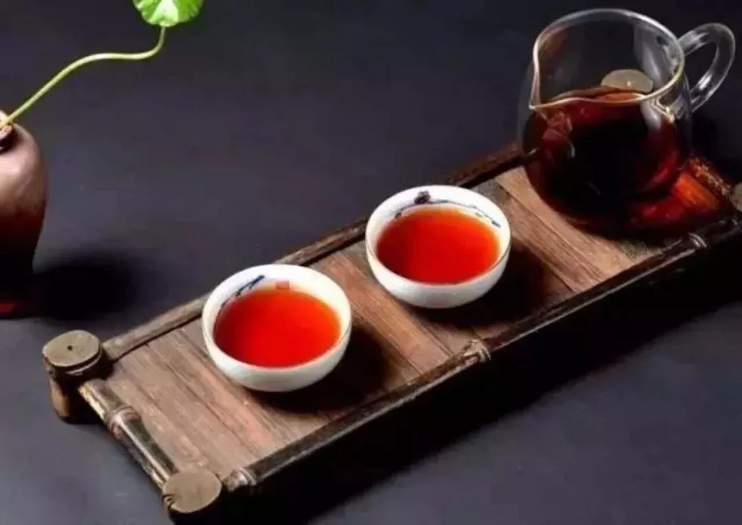 想学茶零基础怎么办？通过六个步骤学习，你也能成为品茶专家