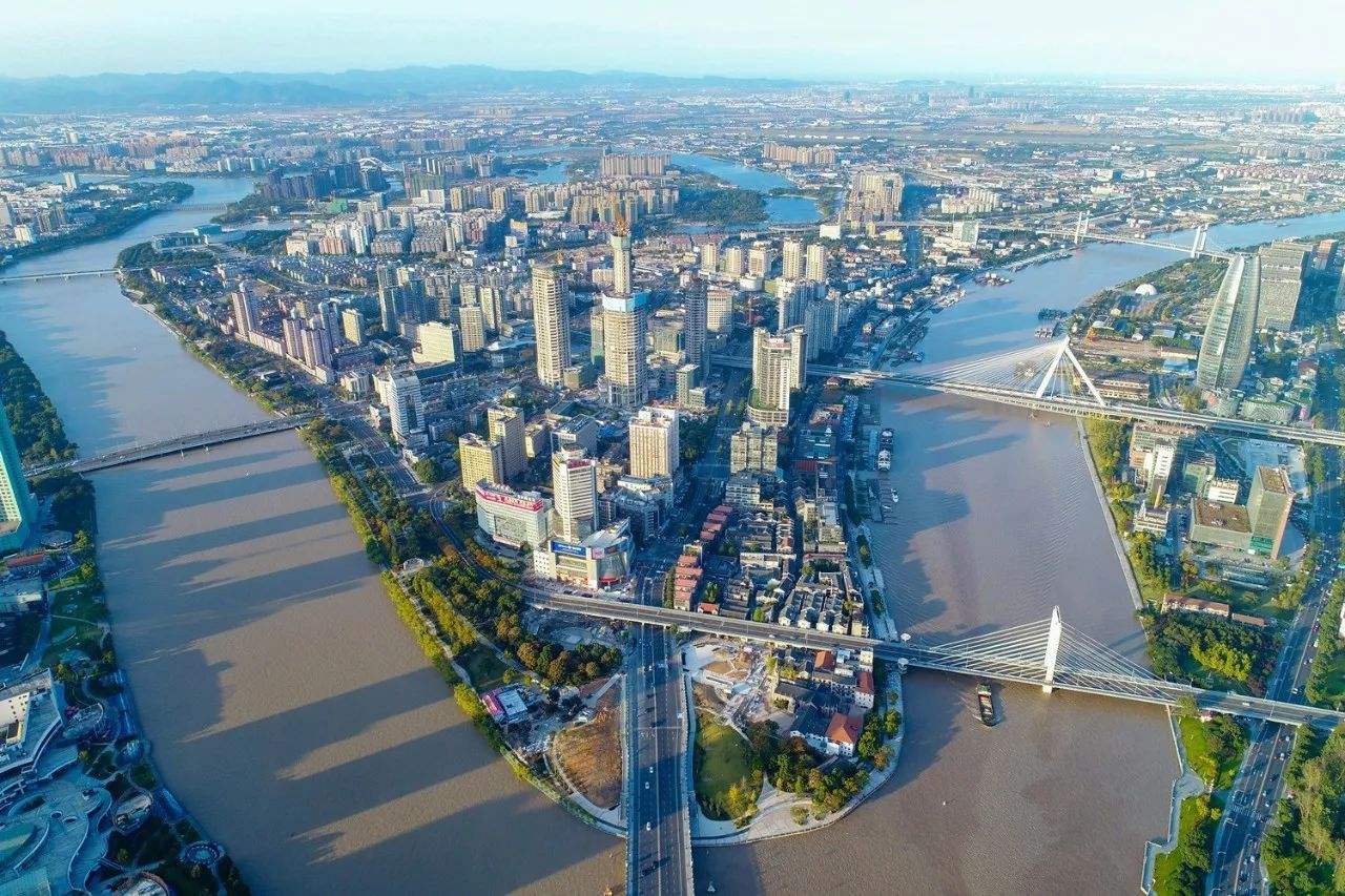 浙江这个城市发展好吗,浙江南部宜居的小城