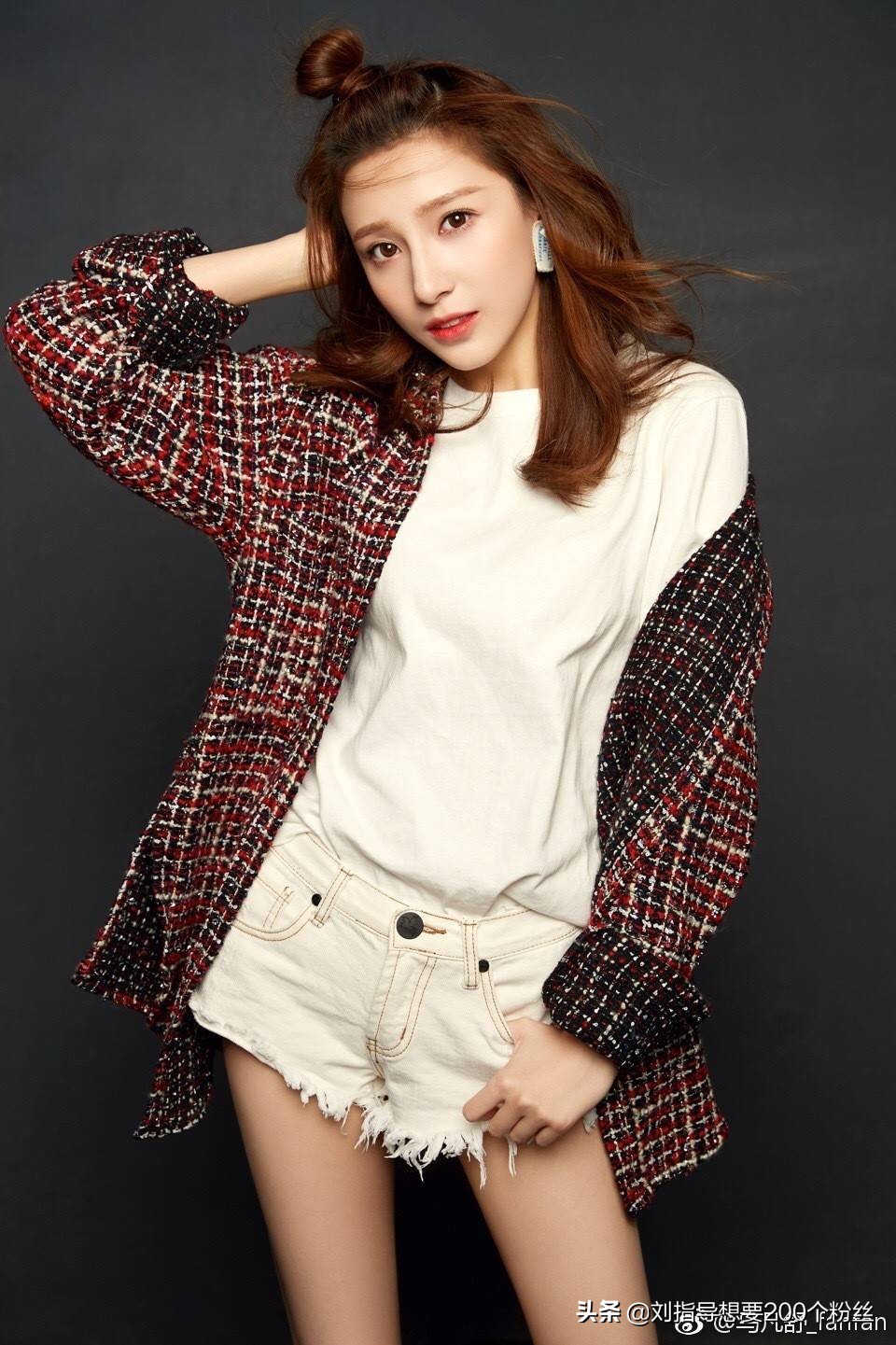 天下足球女主持人马舒凡,天下足球女主持人马凡舒漂亮