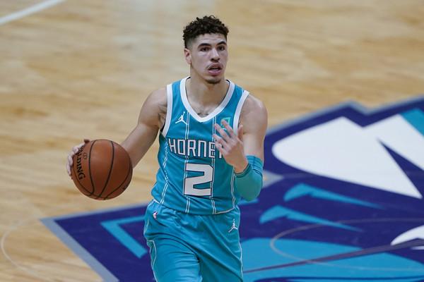 蹇埞鍚庡崼璺▉,浠栨槸绗竴鎺у崼