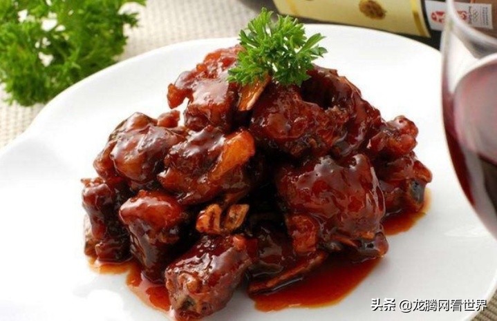 美国人吃中国皮蛋松花蛋,龙腾网吃中餐是真的吗