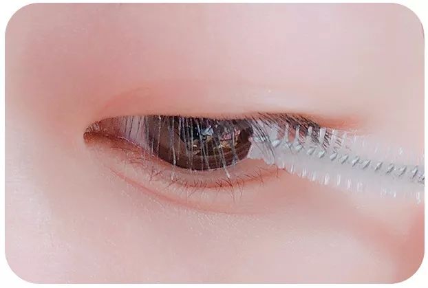 无需嫁接，PS级长睫毛你也能拥有