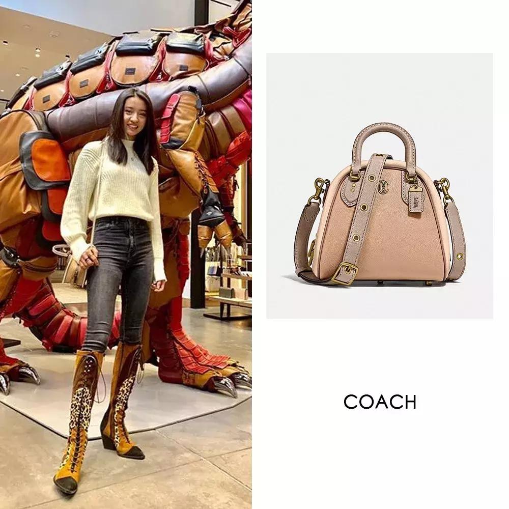 15岁拿下香奈儿,15岁靠自己拿下香奈儿