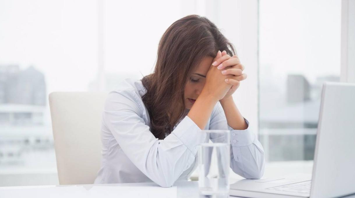 胎儿怎么从母体出来,胎儿是如何从产道娩出的