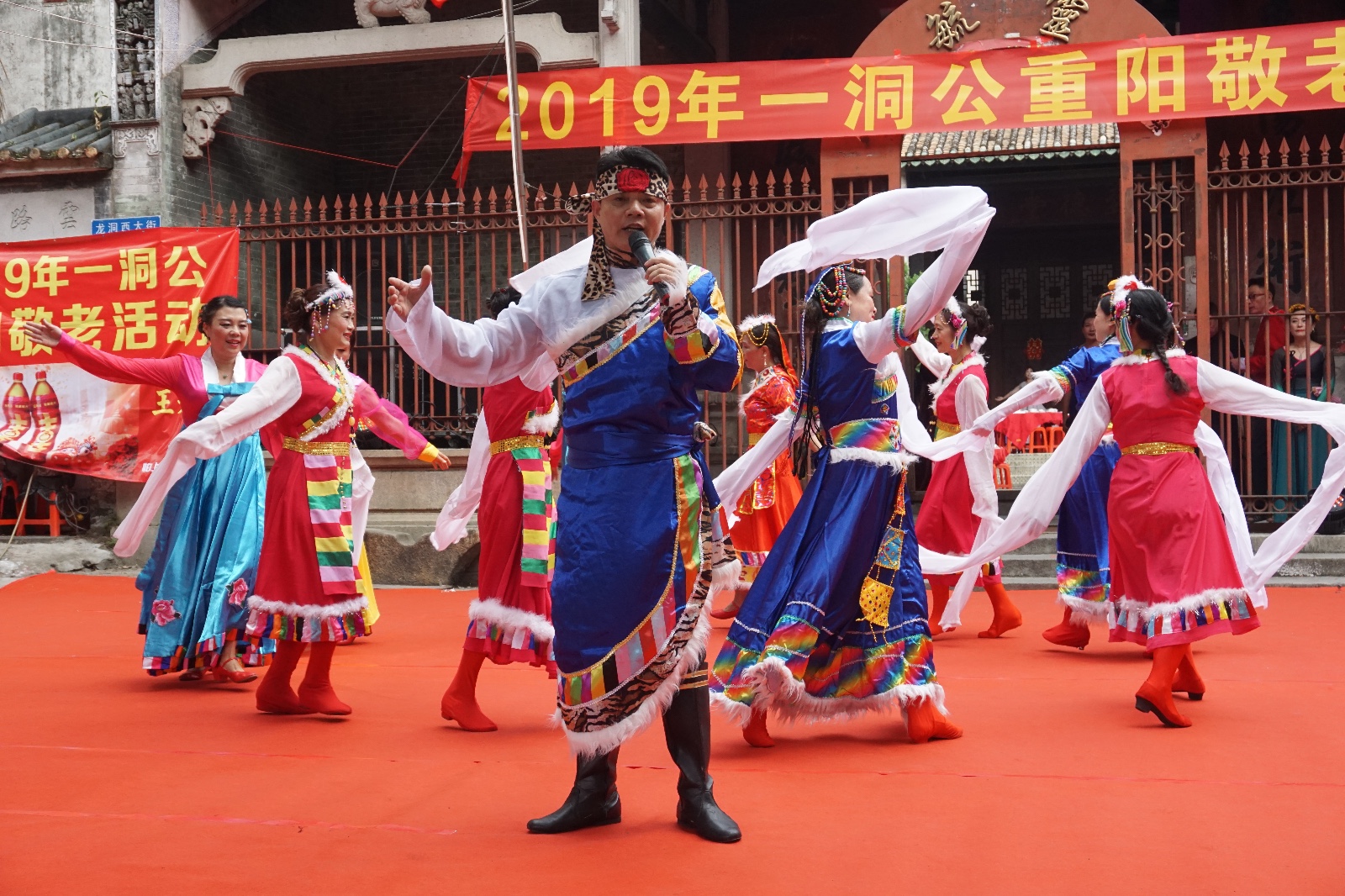 天河｜热闹！一洞公祠重阳敬老摆70多围，老人家笑到“见牙唔见眼”