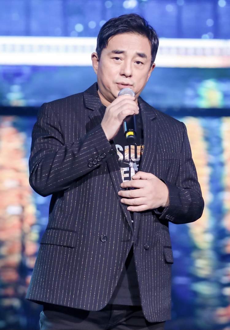 香港男歌星吕方总共有几段婚姻,民间歌手吕方个人资料