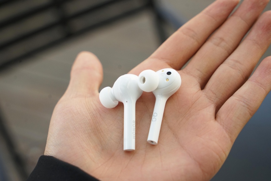 荣耀耳机flypods青春版实用测评,荣耀蓝牙耳机flypods青春版怎么样