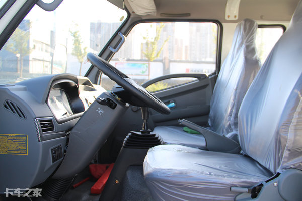 2.1米地库能下2.16米高的车吗,2.0排量汽油微卡