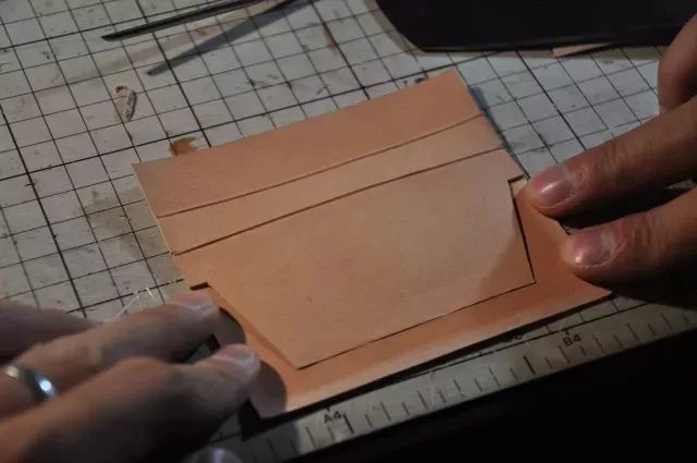 钱包夹包的制作,钱包制作教程真皮包边