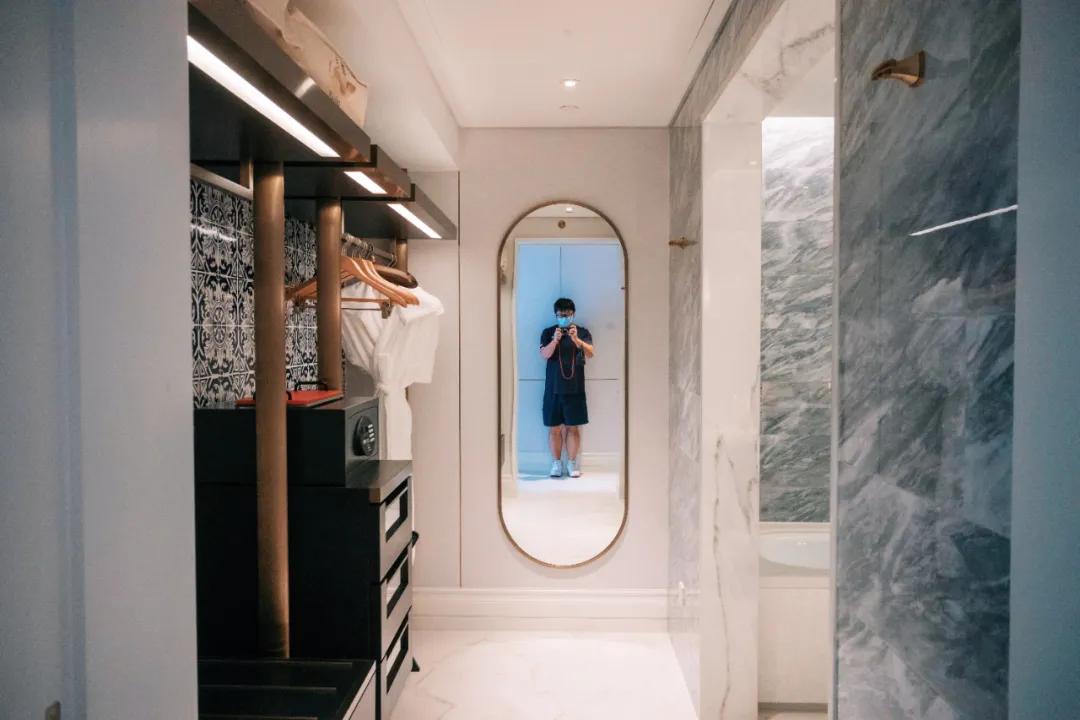 200元住总统套房,200块住酒店吃大餐