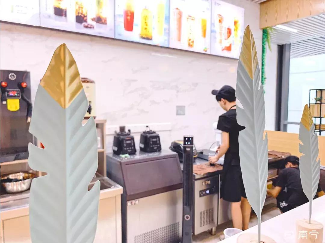 喝了这杯奶茶甜到入心入肺,喝了一杯奶茶享受生活