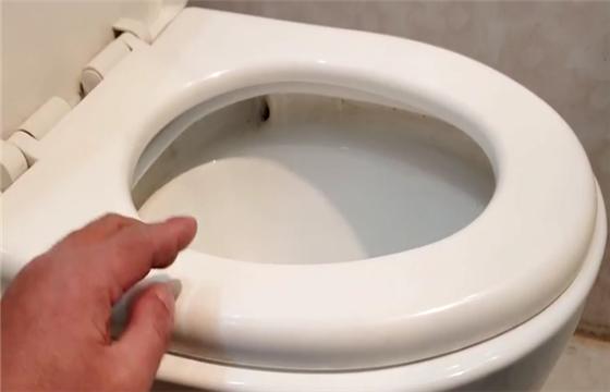 旧毛衣怎么改马桶垫,旧毛衣改造马桶垫方法