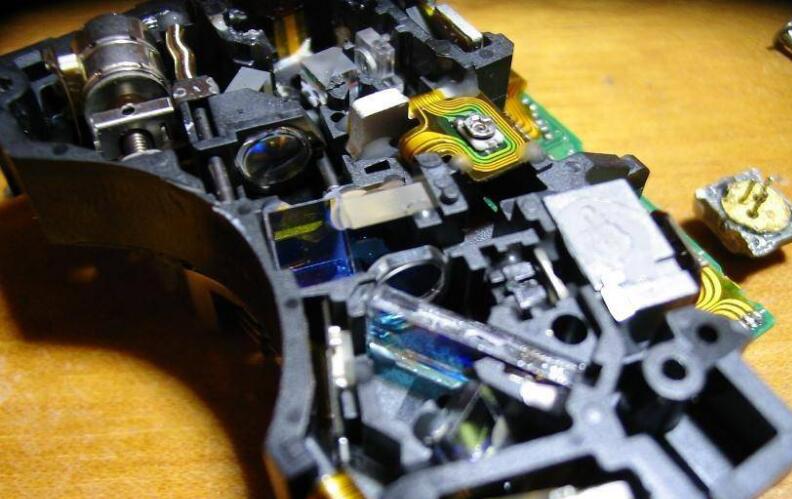 刻录机悬浮激光头,刻录机激光头原理