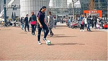 背身花式过人技巧足球,如何练习穿裆过人足球