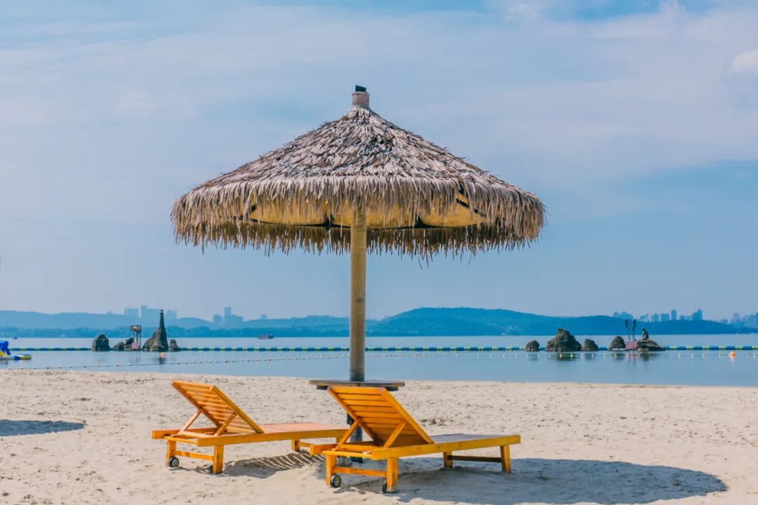 在海沙里打滚,东湖内藏着武汉“小巴厘”