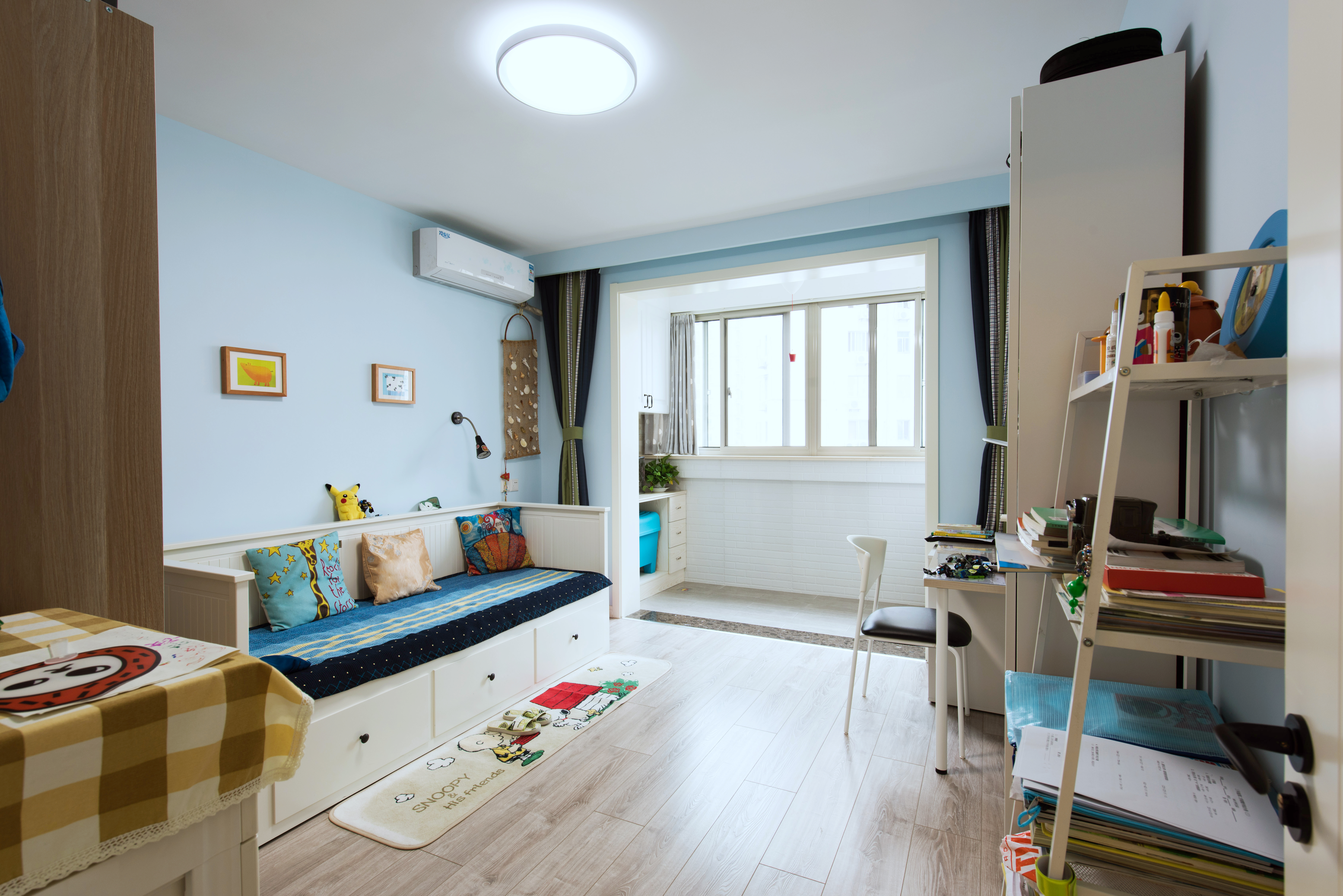 现代简约居所营造向往的生活,简约雅致住宅归于宁静的惬意之居