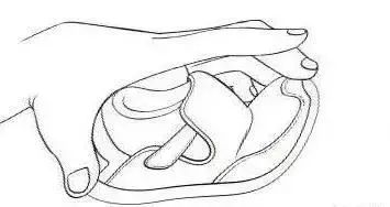 脚踝受伤穿硬底鞋还是软底鞋,小孩穿哪种鞋对脚踝好