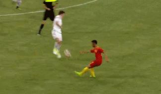 神仙球集邮队江苏苏宁，空翻少年惊天倒钩，中场新星角球破门