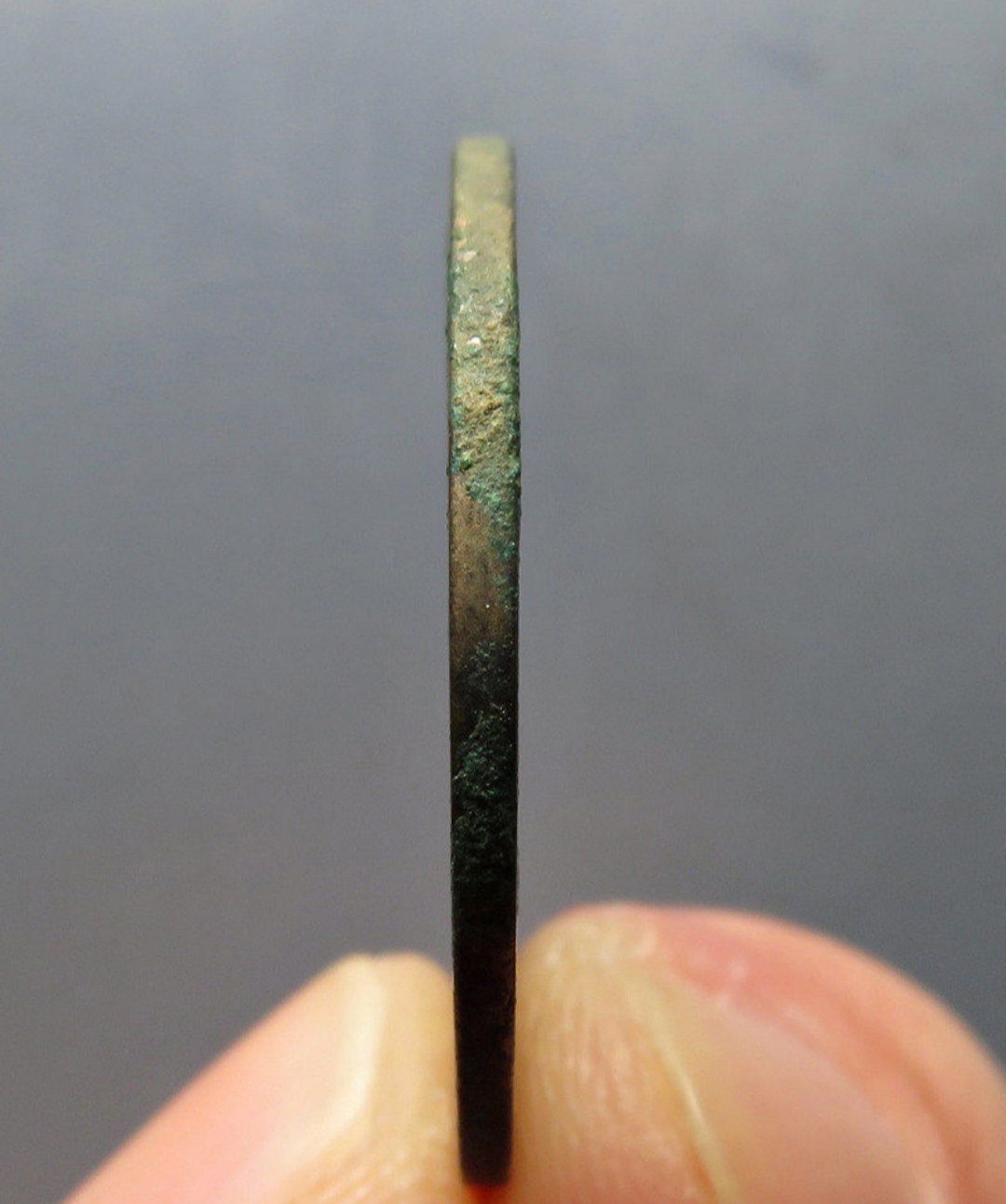 开元通宝带月字的价值,唐代开元通宝光背价值