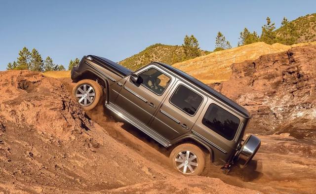 奔驰大g跟路虎选哪个,奔驰大g和路虎选哪个好