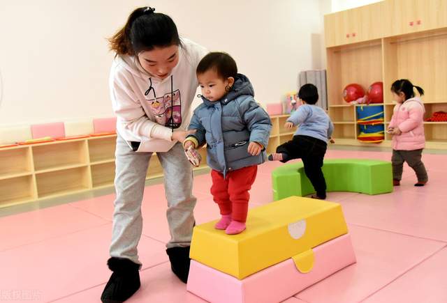 如何缓解托班孩子分离焦虑情绪,不同气质的孩子如何缓解入园焦虑