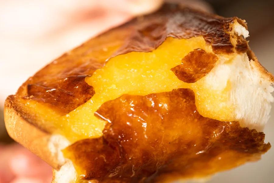 在李佳琪直播间买零食，是个划算的选择吗？