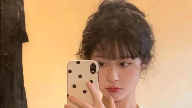 当男人说想你的时候女人怎么回答,女人说也想你了怎么回复