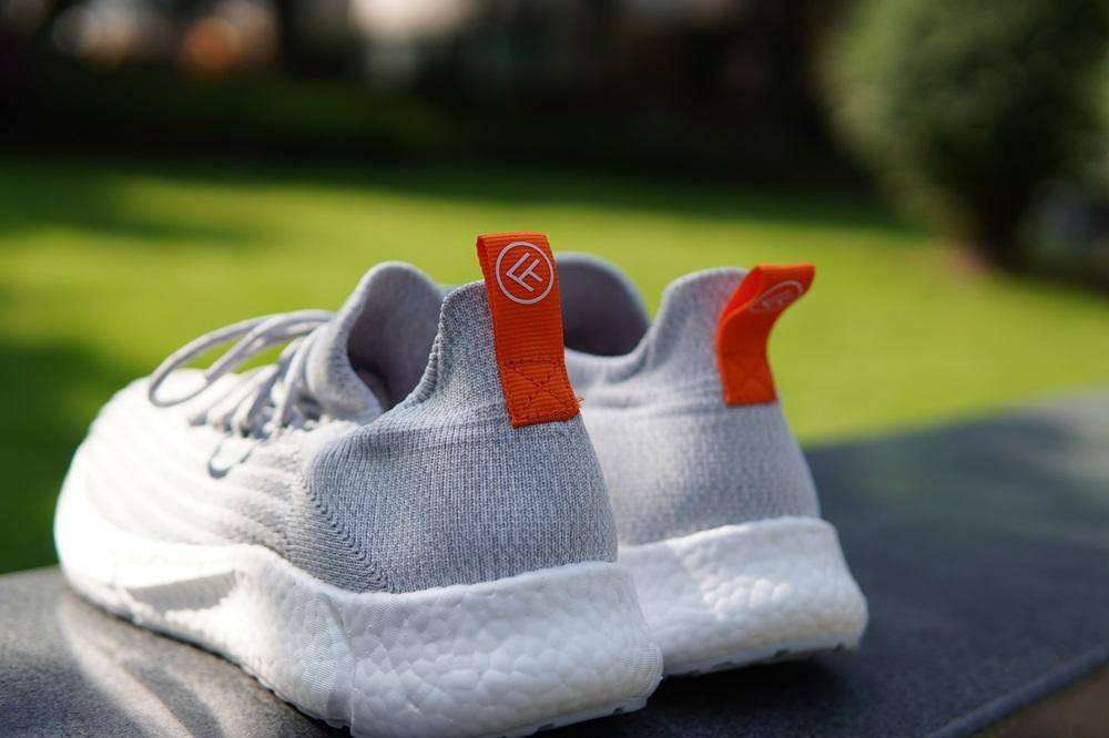 99买了双连鞋盒都没有的轻跑鞋,简单唠唠体验