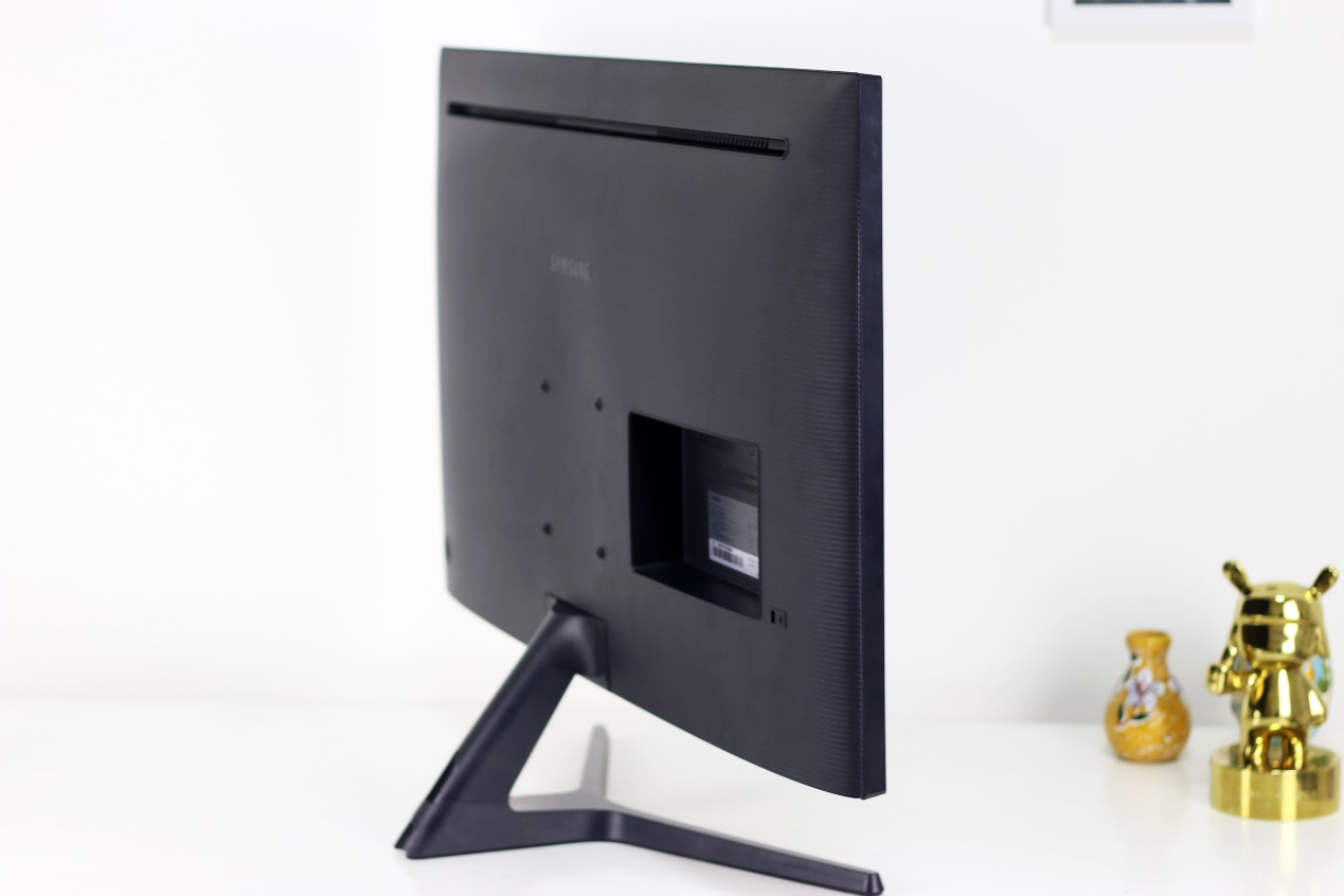 三星4k显示器评测,三星4k显示器推荐打游戏