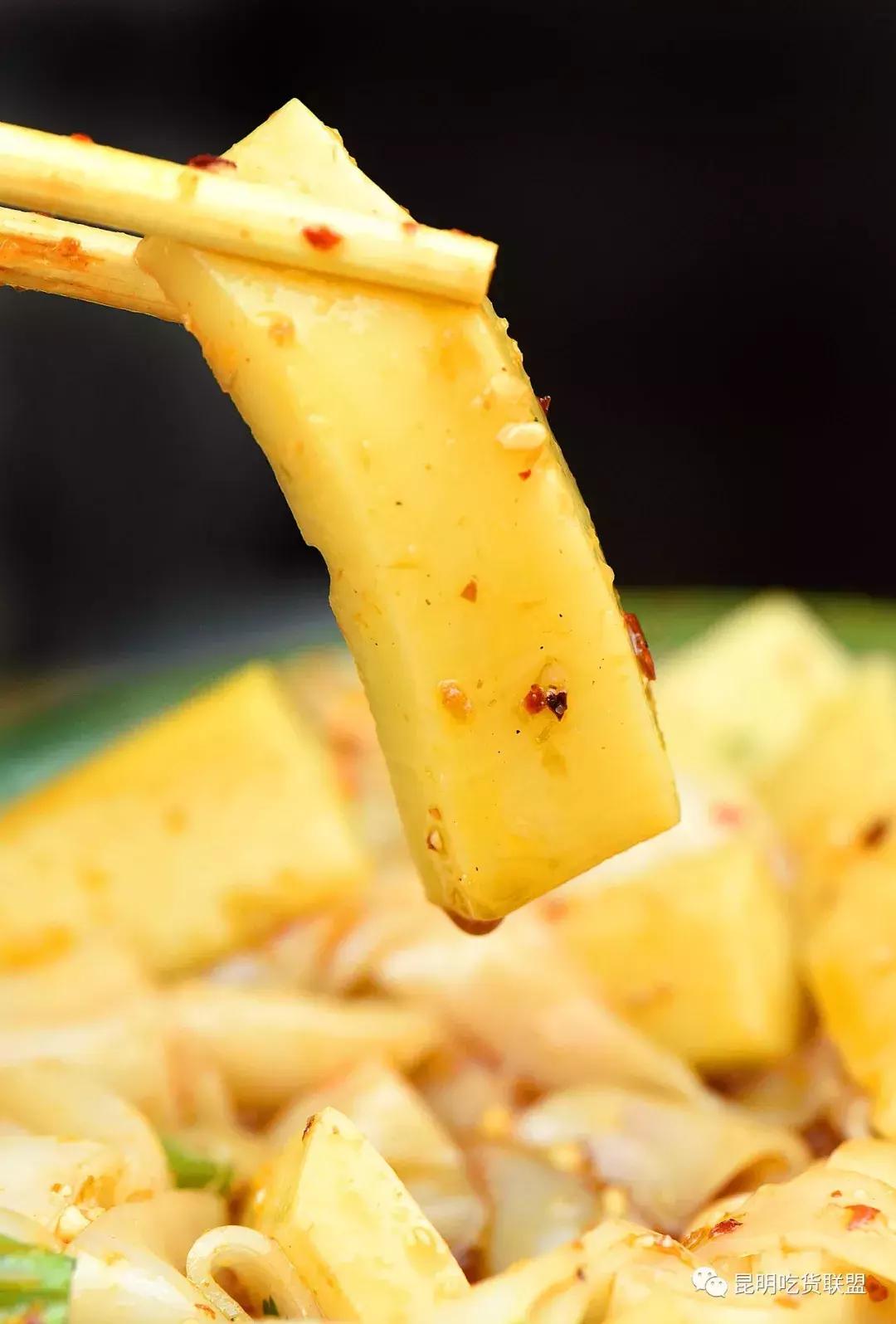 昆明豌豆粉美食一条街,昆明好吃的豌豆粉