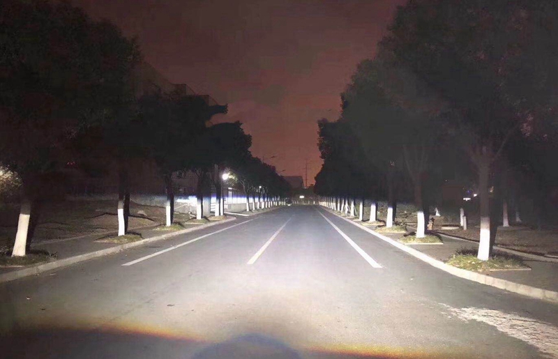 奥迪q5大灯改装led双光透镜大灯,奥迪q5大灯改装led灯泡