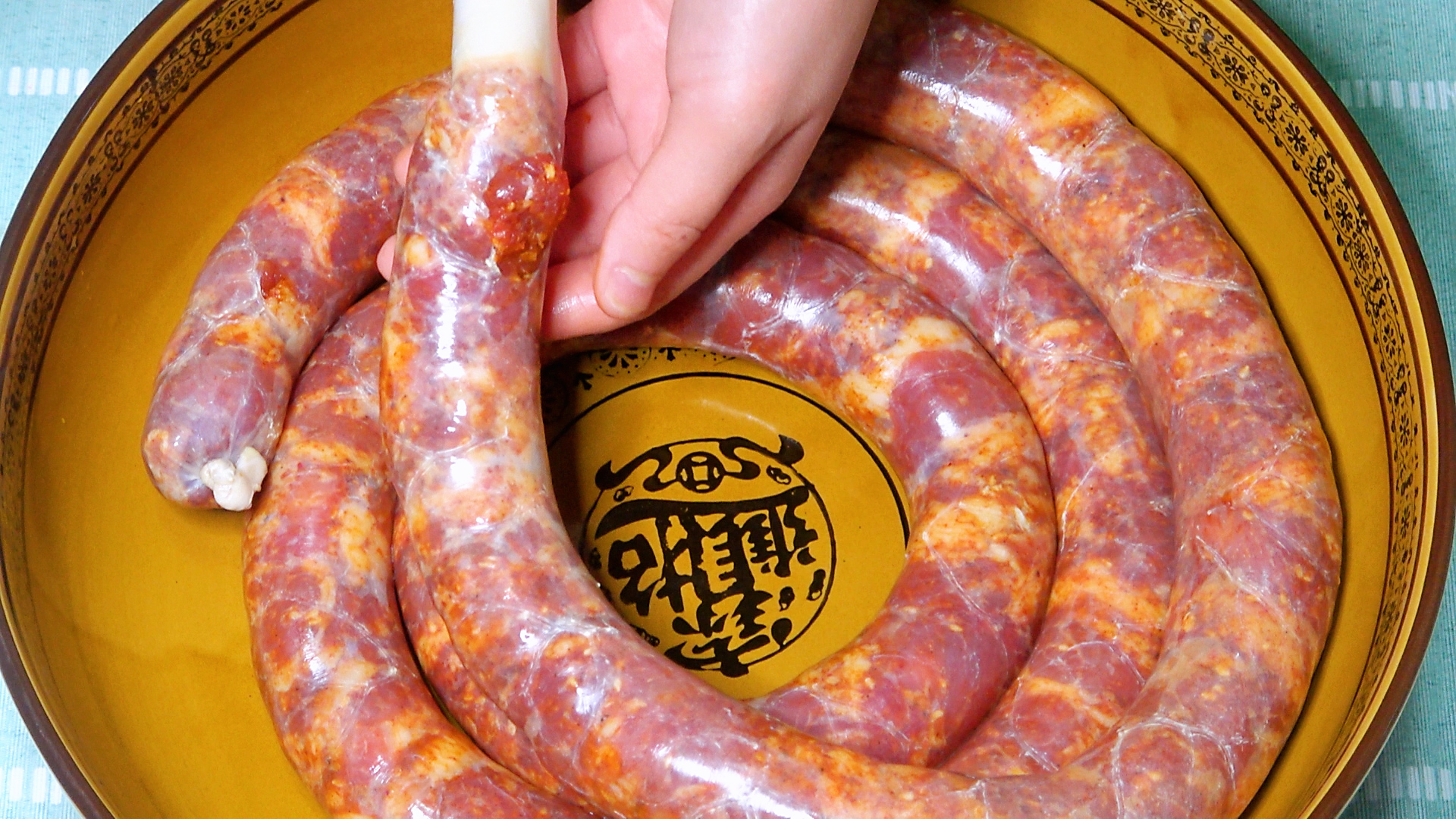 四川香肠怎么做才好吃小视频,四川香肠最正宗的做法教程