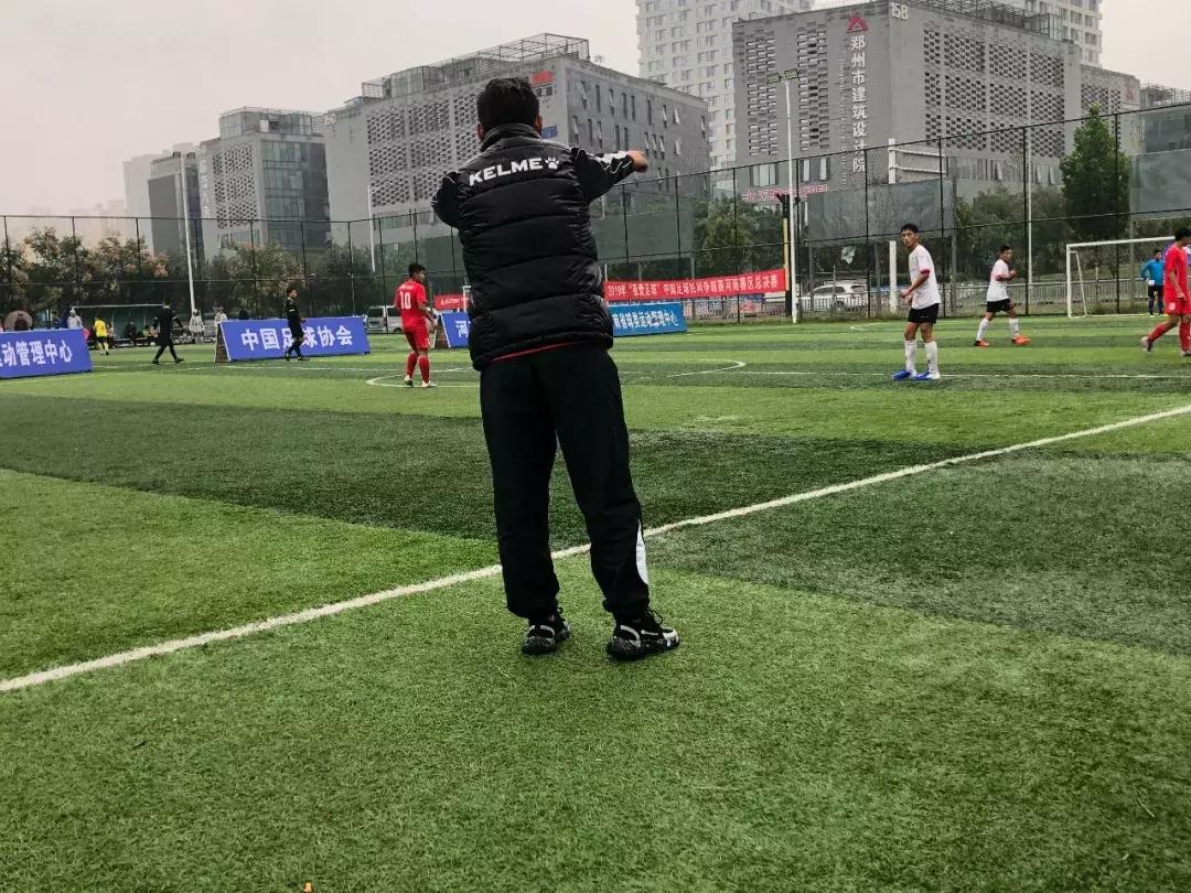 开封二十五中足球赛,中国开封青少年足球队