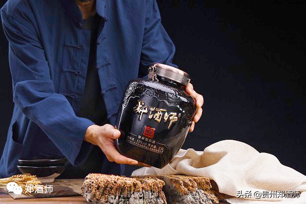 看郑酒师如何定义大师手作，尊享正宗酱香手酿酒