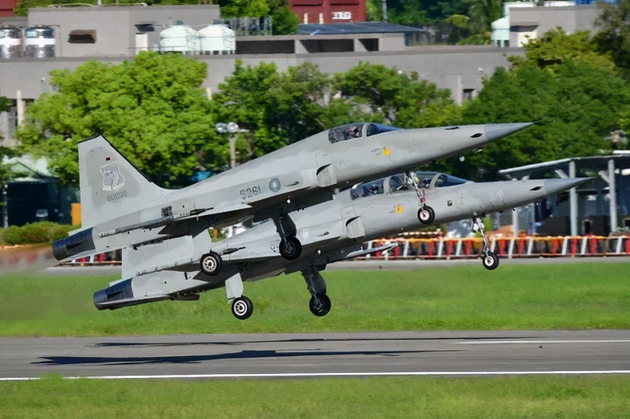 台军机坠海事件,台军坠海战机